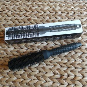 Ergo 33mm (1 3/4") Professional Round Brush